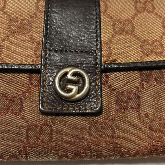 Vintage Gucci Wallet - Picture 9 of 17